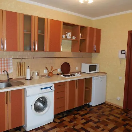 Ekaterininskaya Apartment *