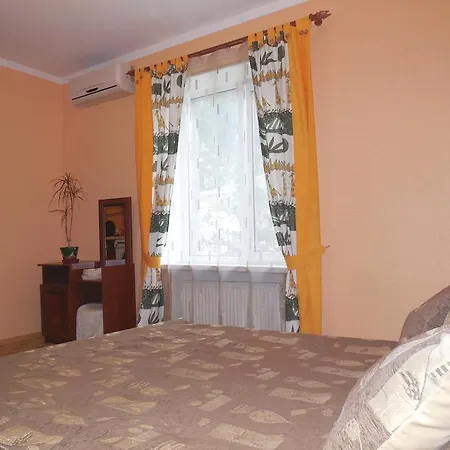 Ekaterininskaya Apartment Odesa
