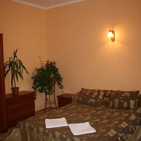 Ekaterininskaya Apartment *