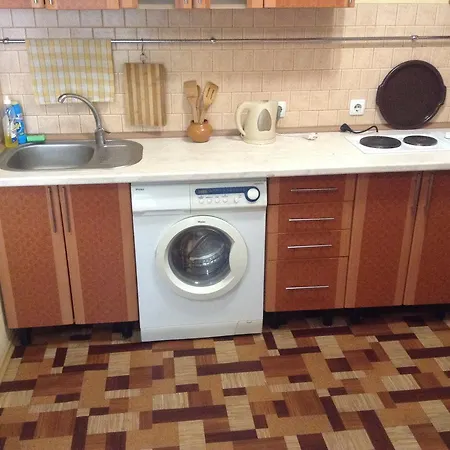 恩卡特因斯卡亚公寓酒店 * 敖德萨