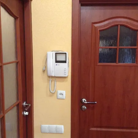 Ekaterininskaya Apartment *