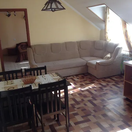 Ekaterininskaya Apartment