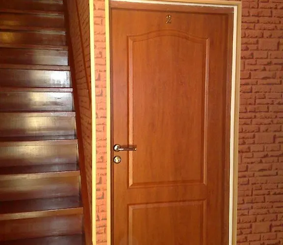 恩卡特因斯卡亚公寓酒店